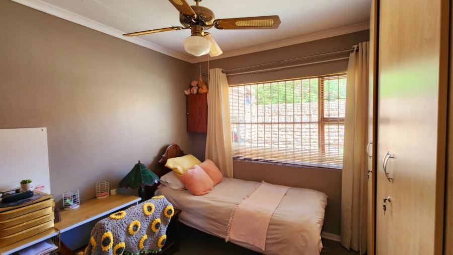 2 Bedroom Property for Sale in Pellissier Free State